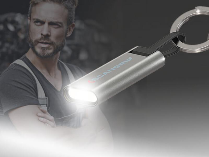 Ny LED-nøgleringslygte med integreret USB-kabel