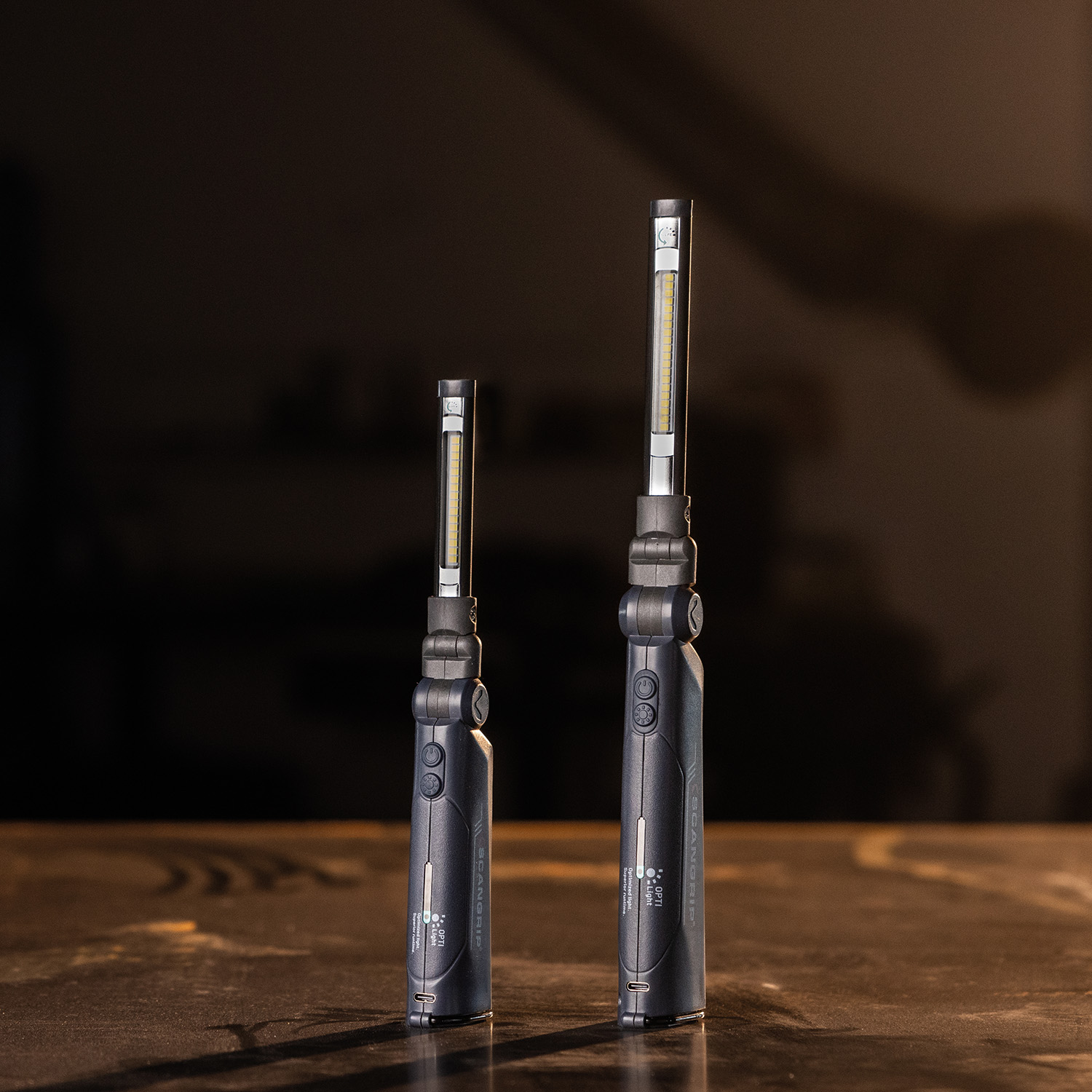 Ultrathin Rechargeable LED Work Light | Versatile 3-in-1 Solution